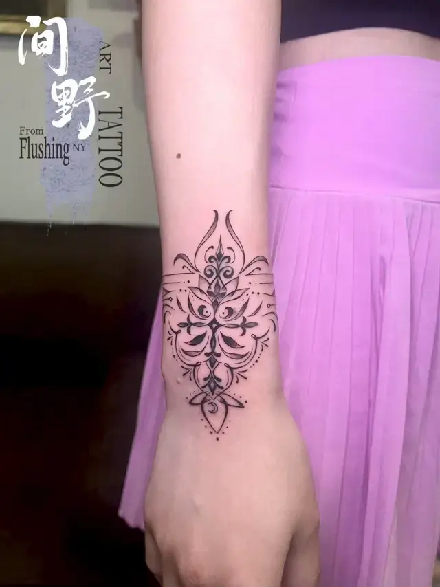 Geometric tattoo